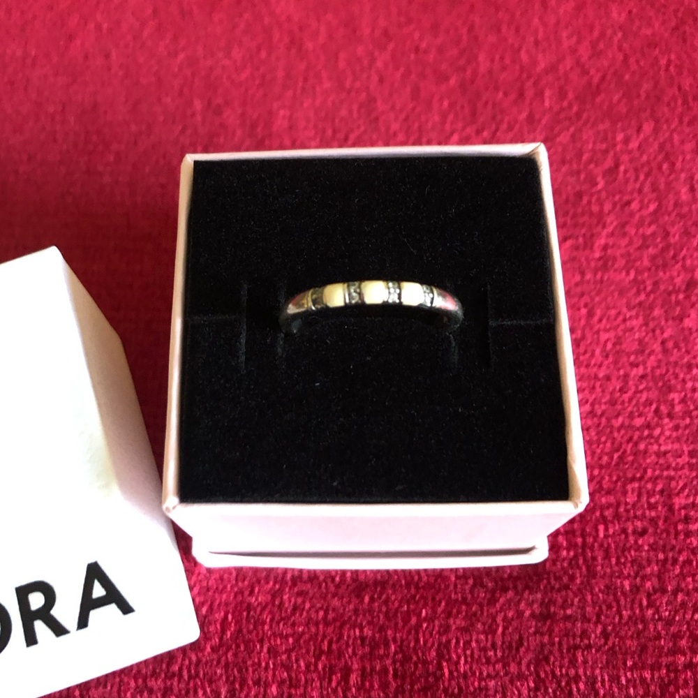 Authentic Pandora Sterling Silver Band Ring with Enamel and Cubic Zirconia.